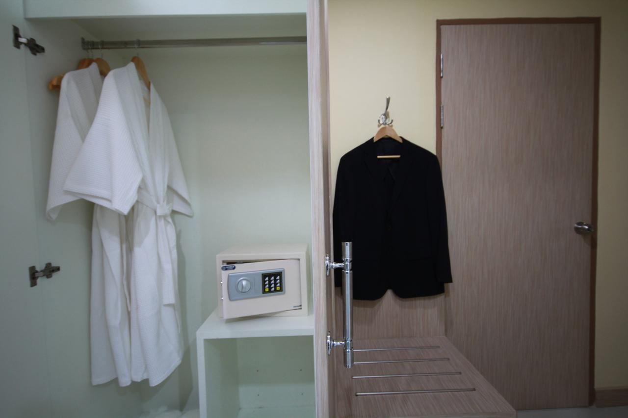 สยามโกลเดนเพลซ Hotel กรุงเทพมหานคร ภายนอก รูปภาพ